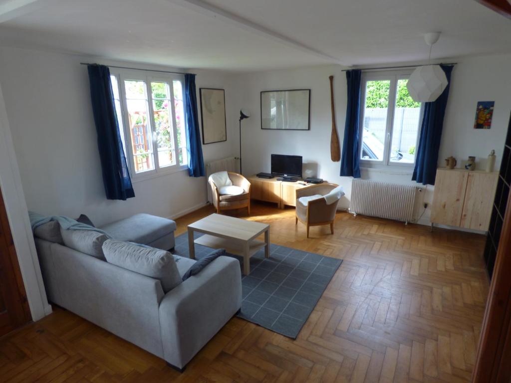 Gîte Le Petit Chalet avec parking gratuit photo 4