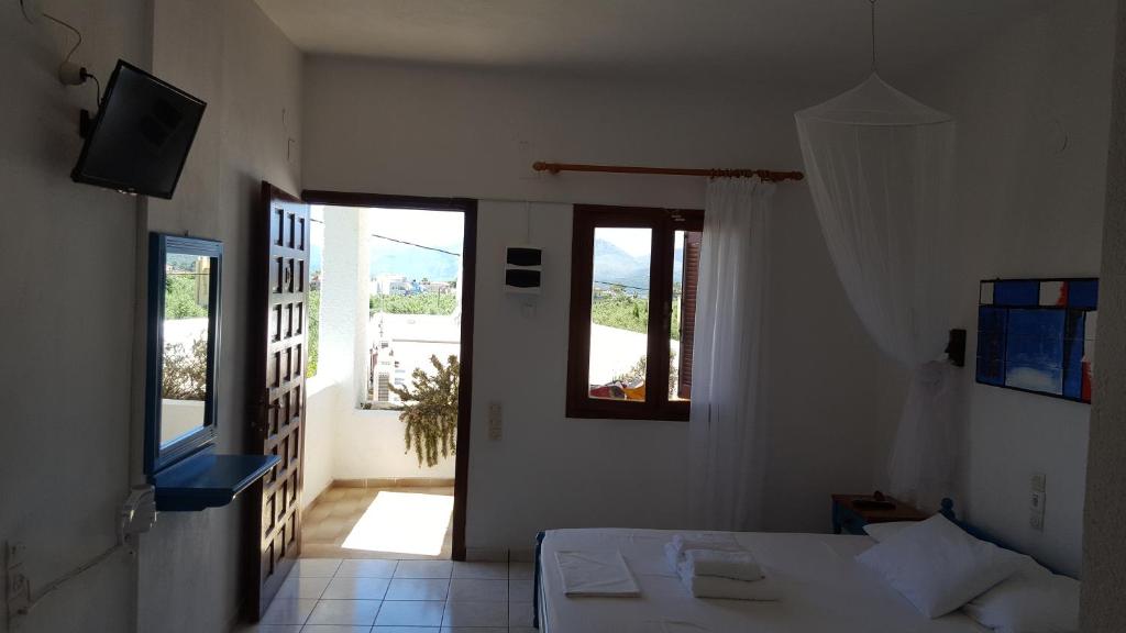Aeolos Hotel Apartments photo 2