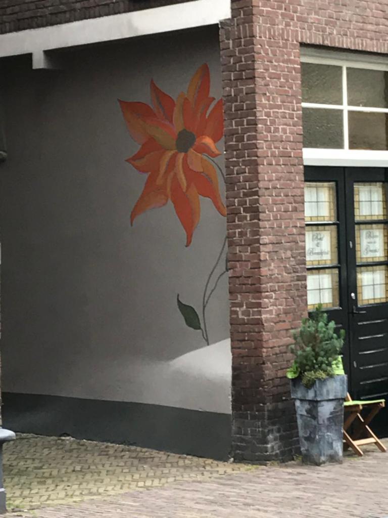 Blom aan de Gracht photo 1