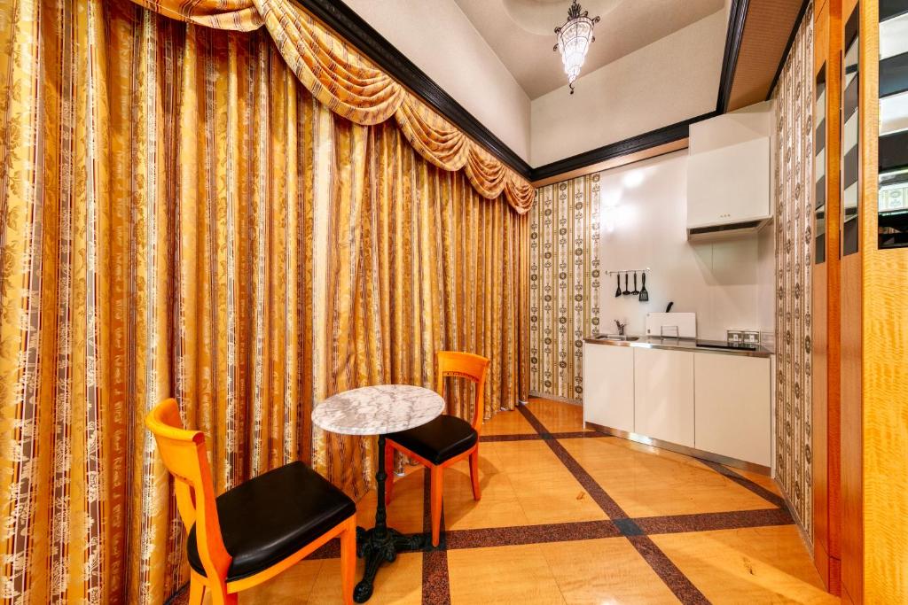 Hotel Luna Otsu (Adult Only) photo 1