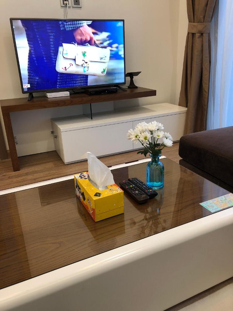 Vinhomes Metropolis Luxury Apartment 2 Br