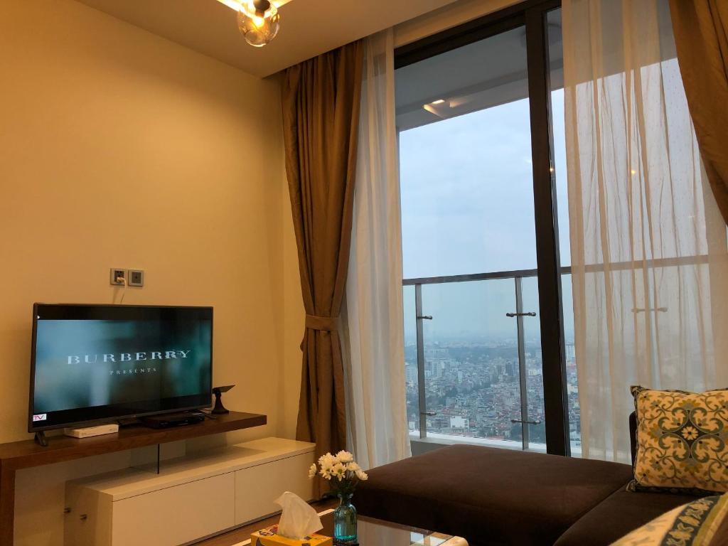 Vinhomes Metropolis Luxury Apartment 2 Br