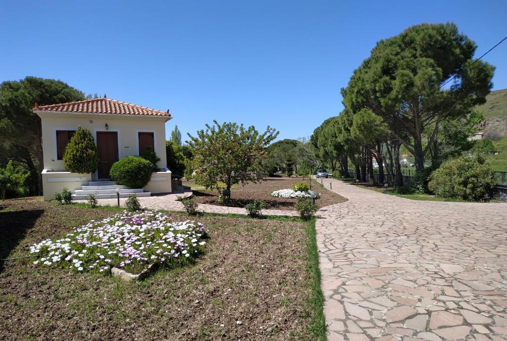 Gaea Gardens Studios & Villas photo 2