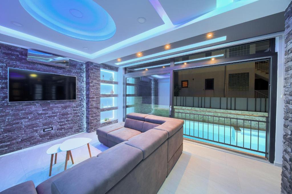 Luxury VALL Apartment photo 4