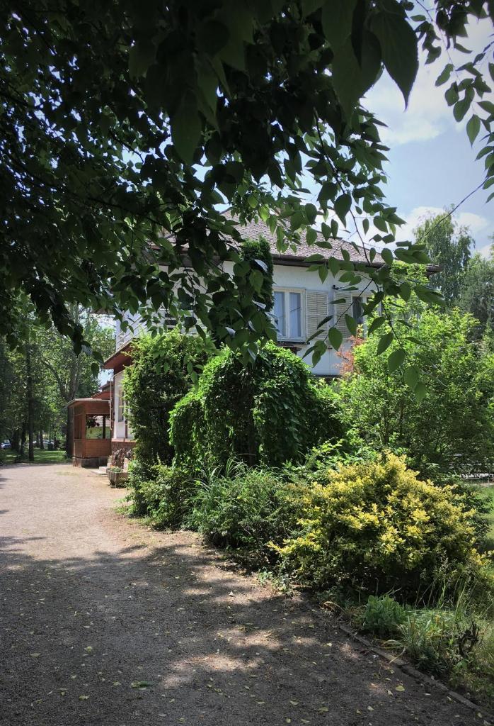 Honvéd apartmanház photo 1