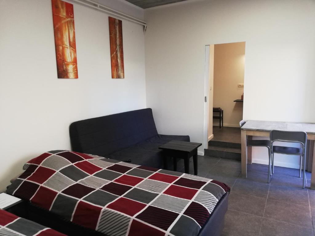 Lommel Inn
