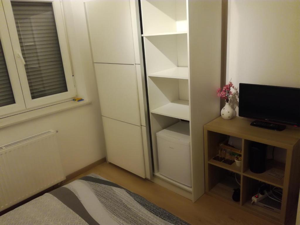 Soba u centru photo 2