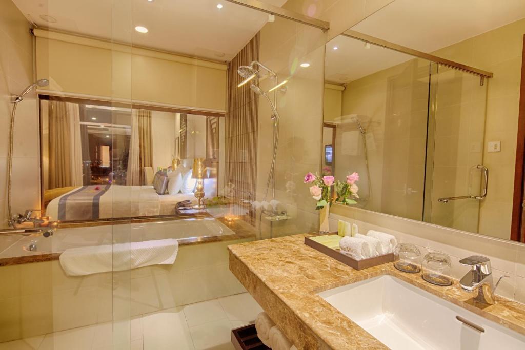 Одноместный (Одноместный номер Делюкс), The Mira Hotel
