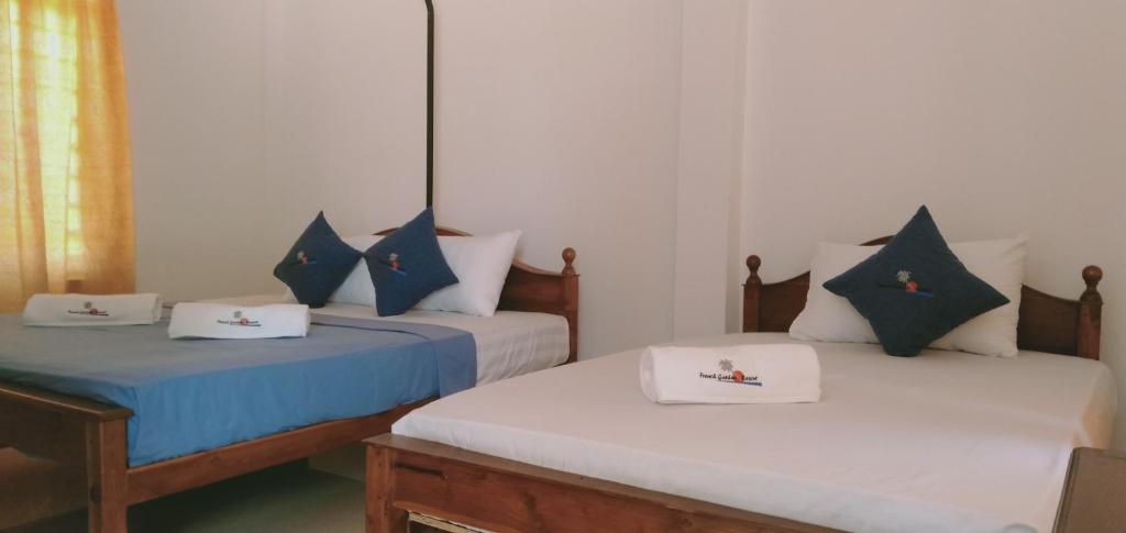 Трехместный (Трехместный номер с балконом), French Garden Resort