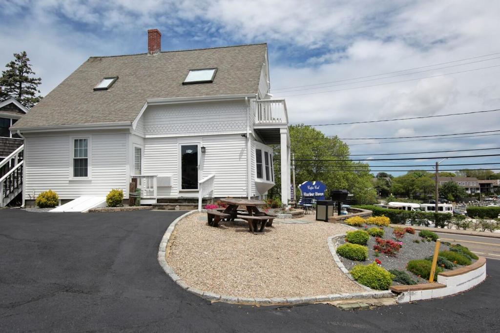 Cape Cod Harbor House Inn photo 3
