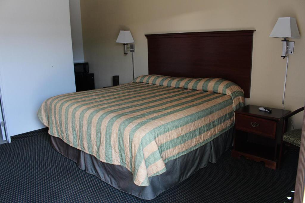 Deluxe Inn Fort Stockton image