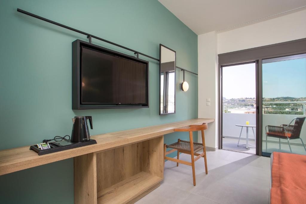Двухместный (Двухместный номер Делюкс с 1 кроватью), Mazoren Art Hotel