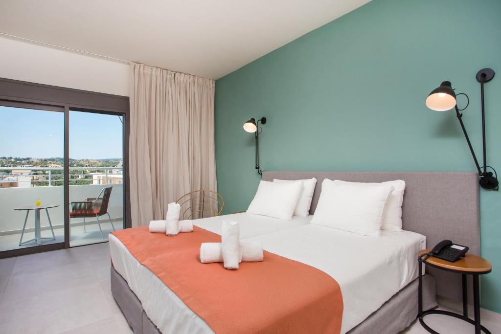 Двухместный (Двухместный номер Делюкс с 1 кроватью), Mazoren Art Hotel