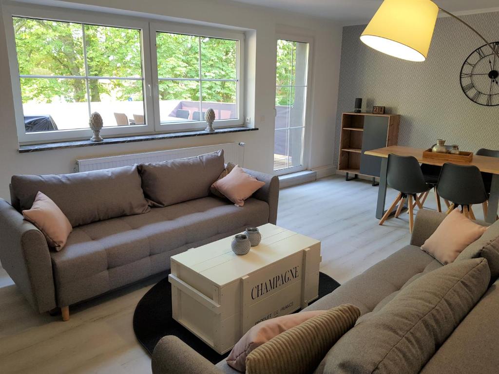 Große, helle Ferienwohnung mit 2 Balkonen auf dem Bauernhof in der Lüneburger Heide photo 2