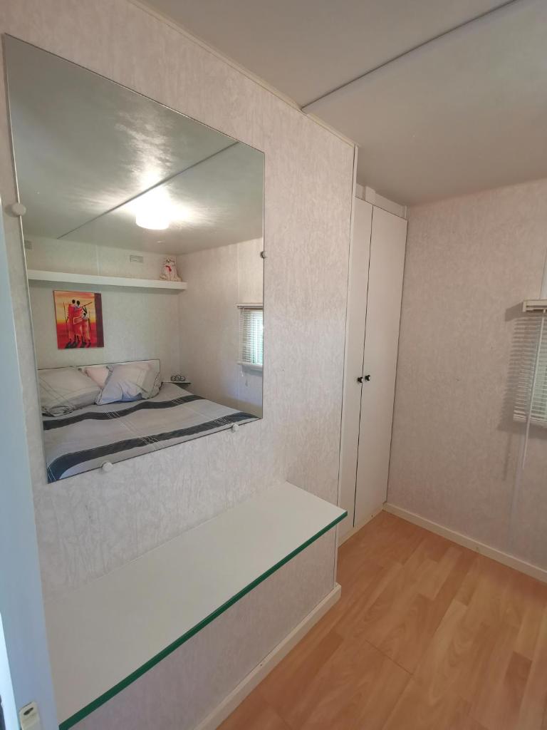 Mobile Home at La Petite Lande photo 3