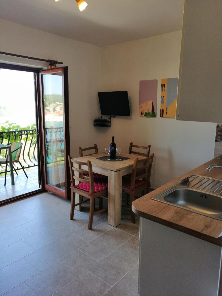 Apartments and Room Caric photo 2