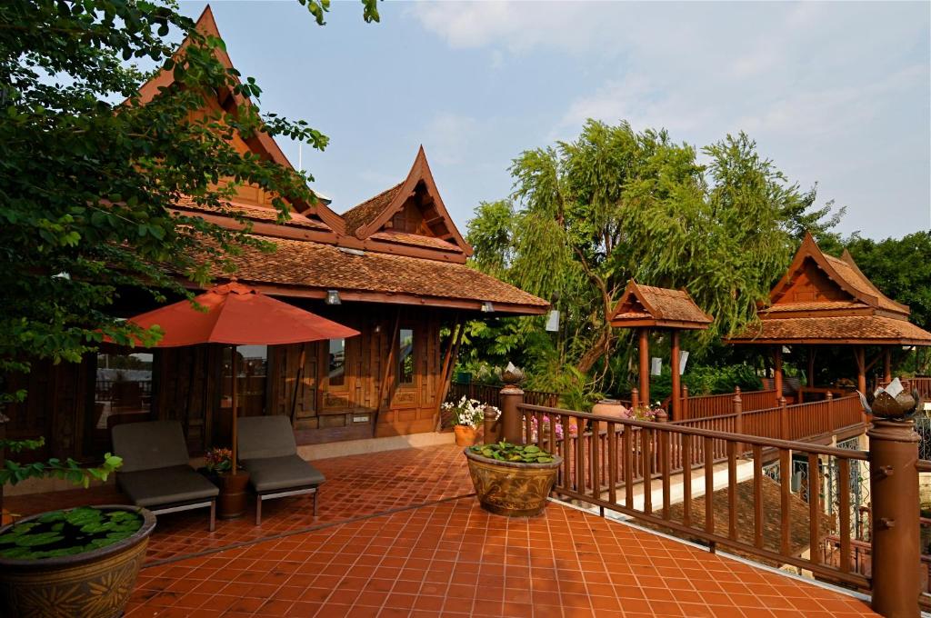 Сьюит (Люкс с видом на реку), Chakrabongse Villas