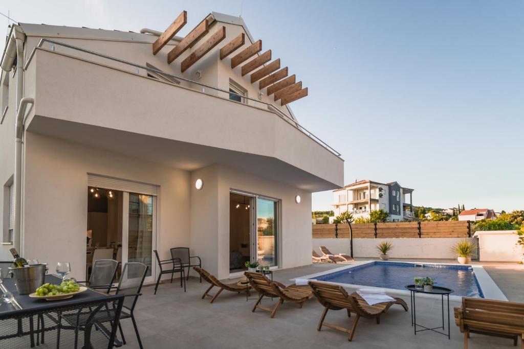 Villa Tamara photo 1