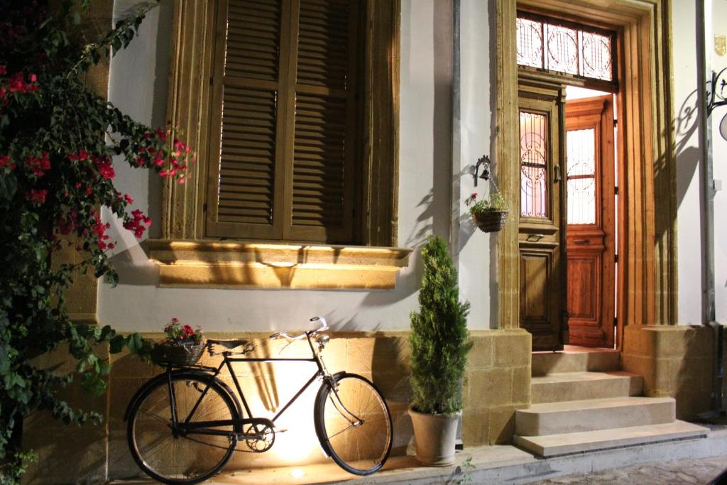 Pedieos Guest House photo 1