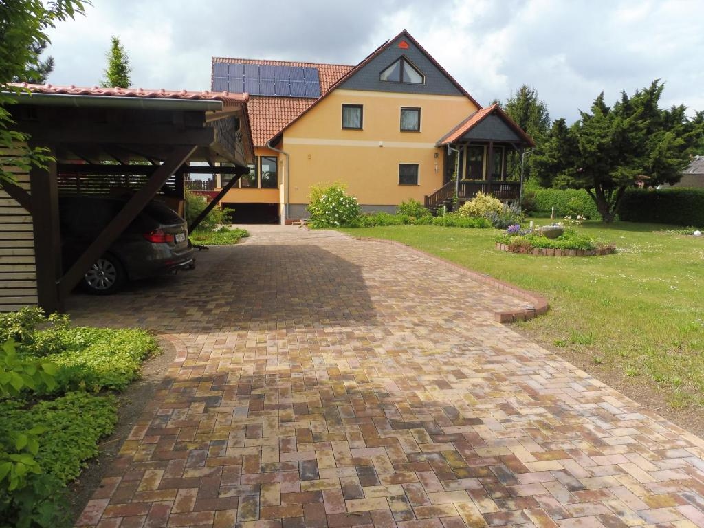 Ferienanlage direkt am Beetzsee photo 1
