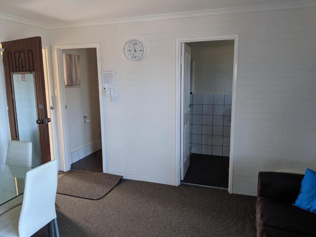 Harrington Village Motel photo 1
