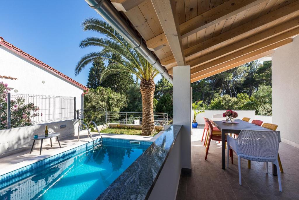 Villa Artaturi photo 2