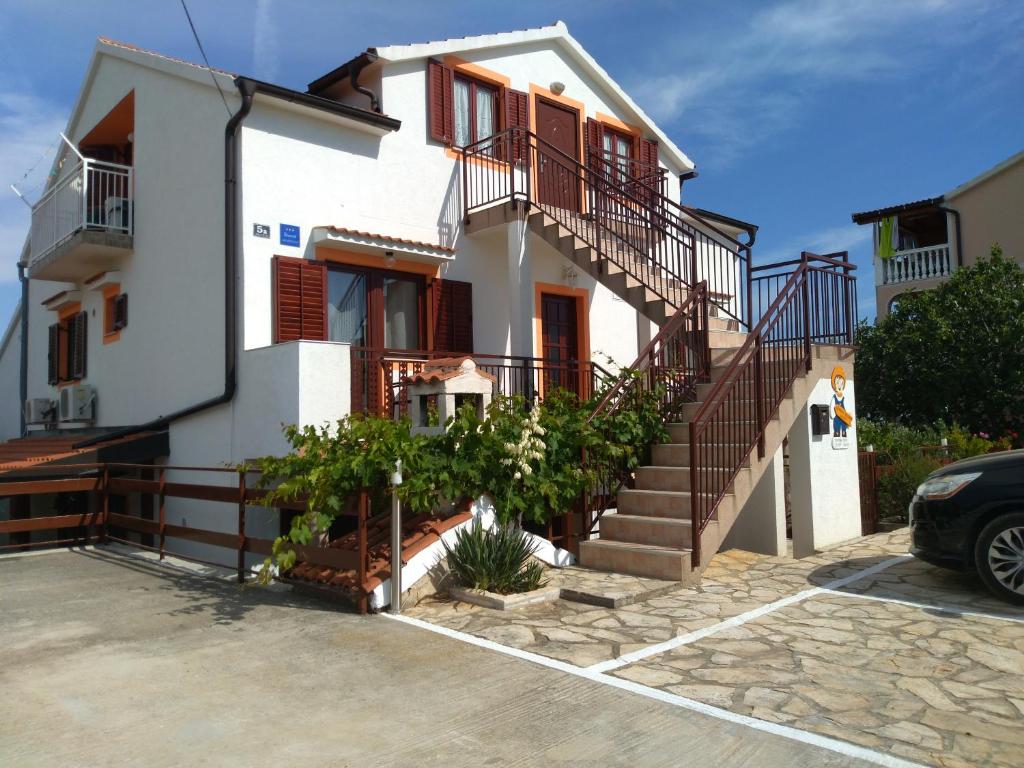 Apartments Boris photo 1