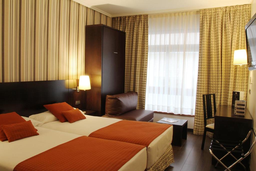 Hotel Conde Duque Bilbao photo 2
