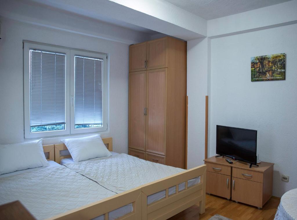 Central Apartment Ohrid photo 2