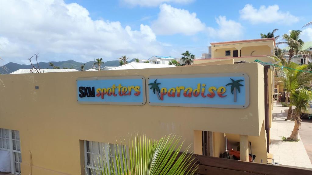 SXM Spotters Paradise photo 1