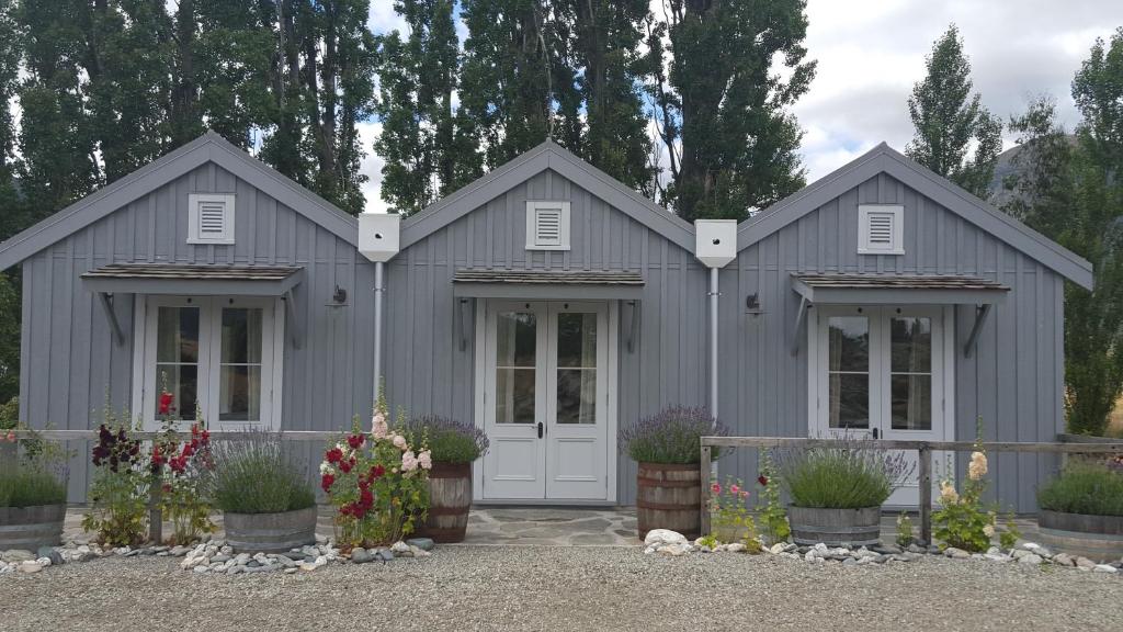 Gibbston Boathouse with Outdoor Bath photo 1
