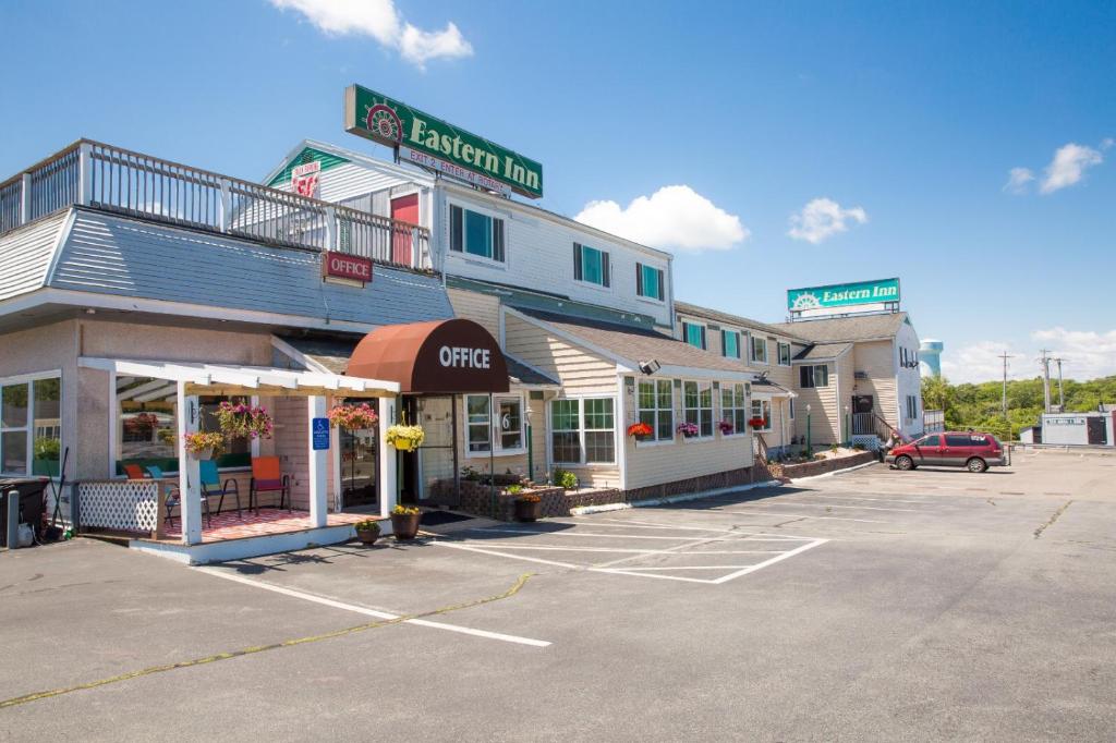 Eastern Inn image