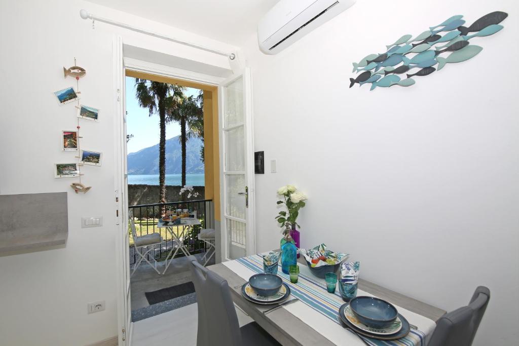 Apartment A lago, private beach and parking photo 1