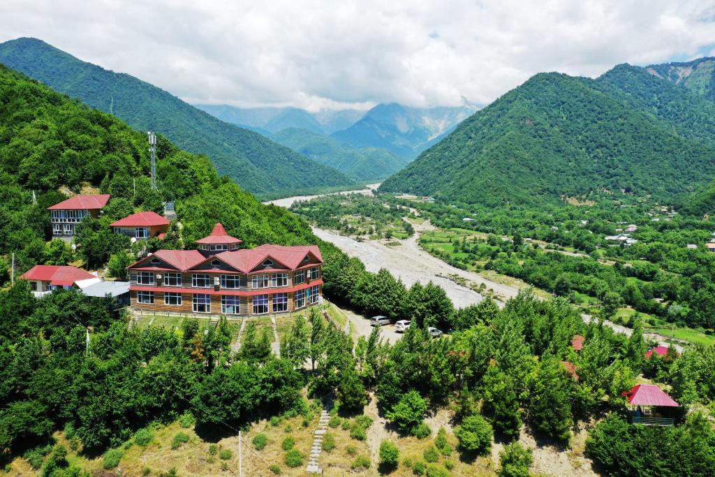 Kungut Hotel & Restaurant