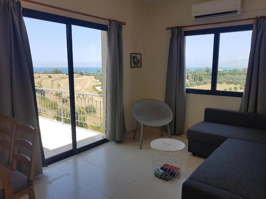 Panoramic sea view apartment in Polis-Latchi photo 4