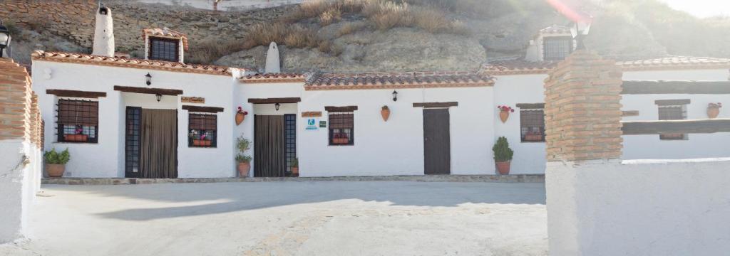 Cuevas Al Qulayat photo 3