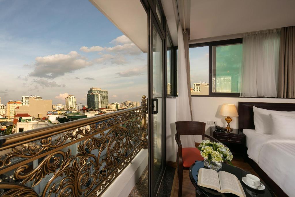 Семейный (Семейный номер с балконом), Hotel de La Seine