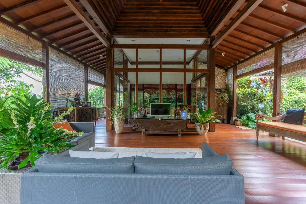 Villa Mulyono photo 4