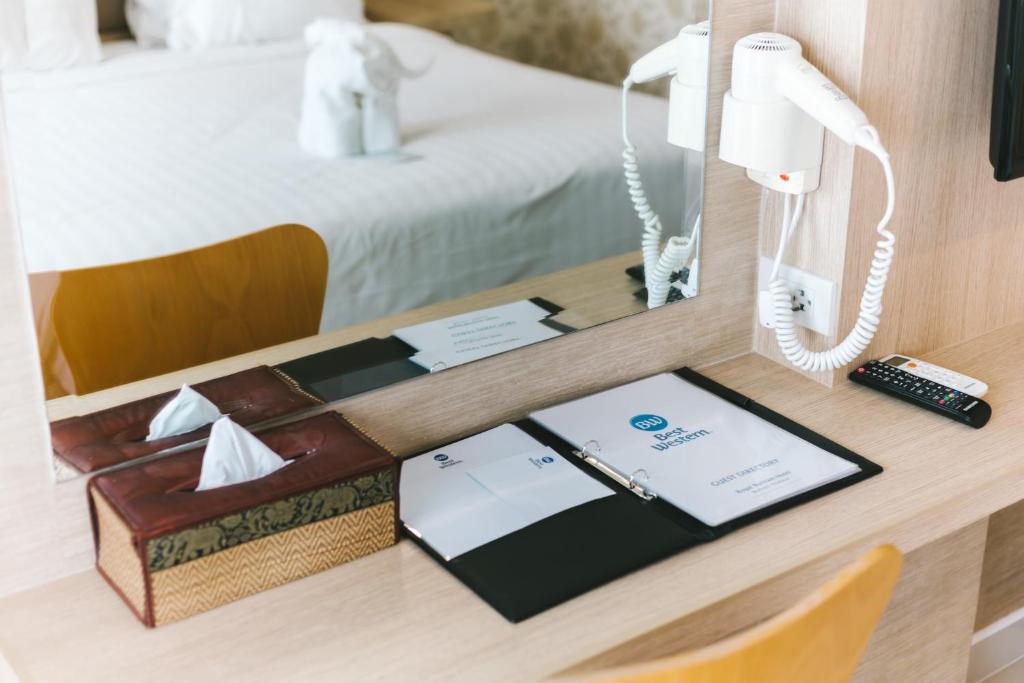 Best Western Royal Buriram Room Type - Standard King Room - Non-Smoking 