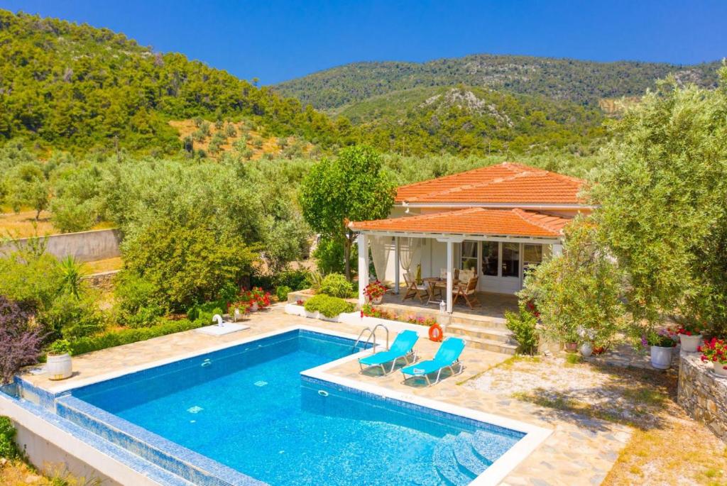 Villa Tassoula photo 2