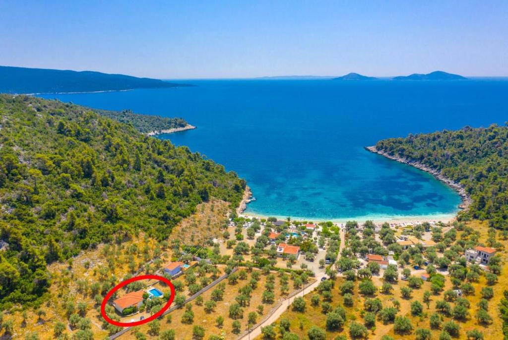 Villa Tassoula photo 3