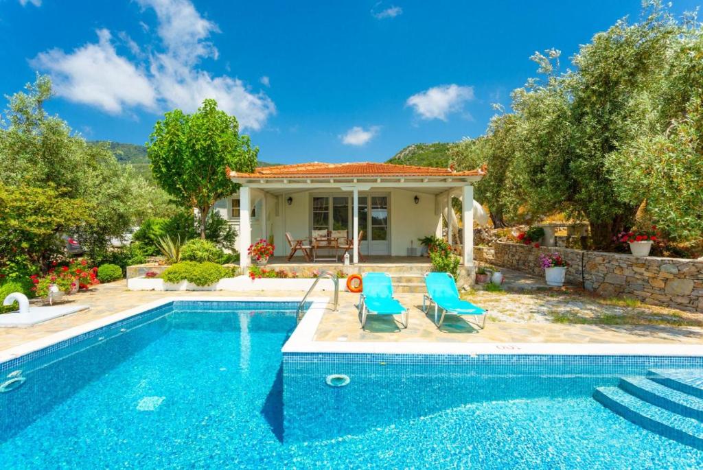 Villa Tassoula photo 1