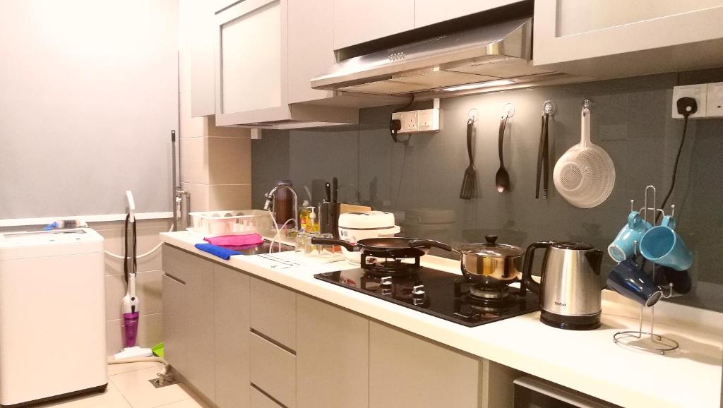 2BR FREE WiFi near Austin Water Themepark (1-5pax) photo 1