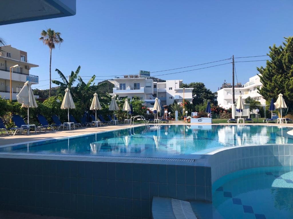 Elpida Beach Studios photo 2