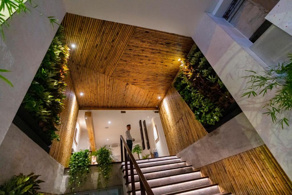 Silverland Min Hotel