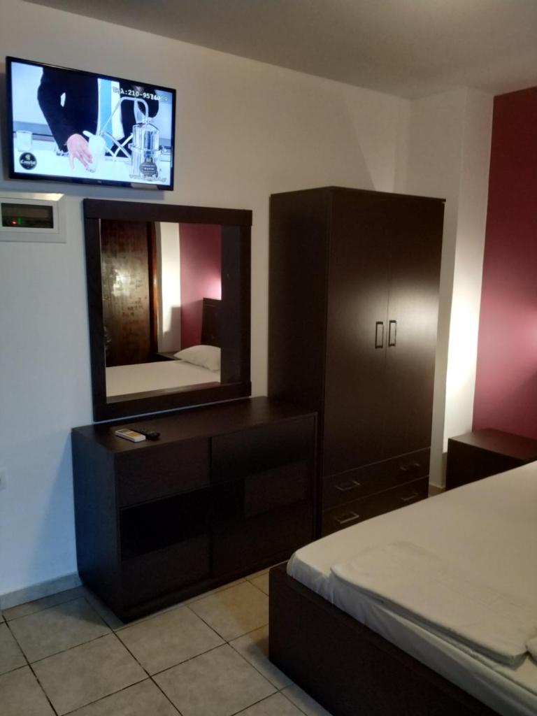 Апартаменты (Улучшенные апартаменты с 1 спальней и террасой), Mavroforos Hotel