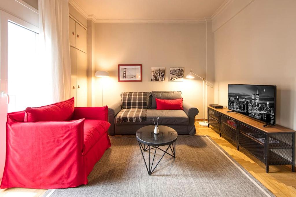 Renovated Apt in Central Athens with Fiber WiFi - Tap to explore photos