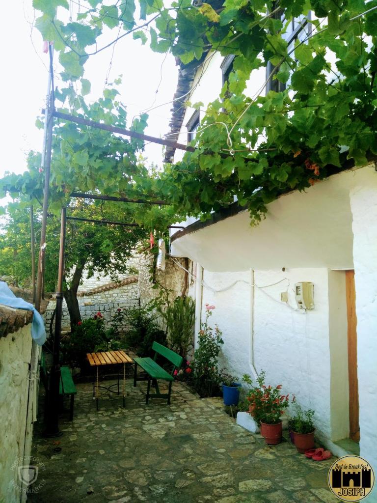 Bed & Breakfast JOSIPH photo 2