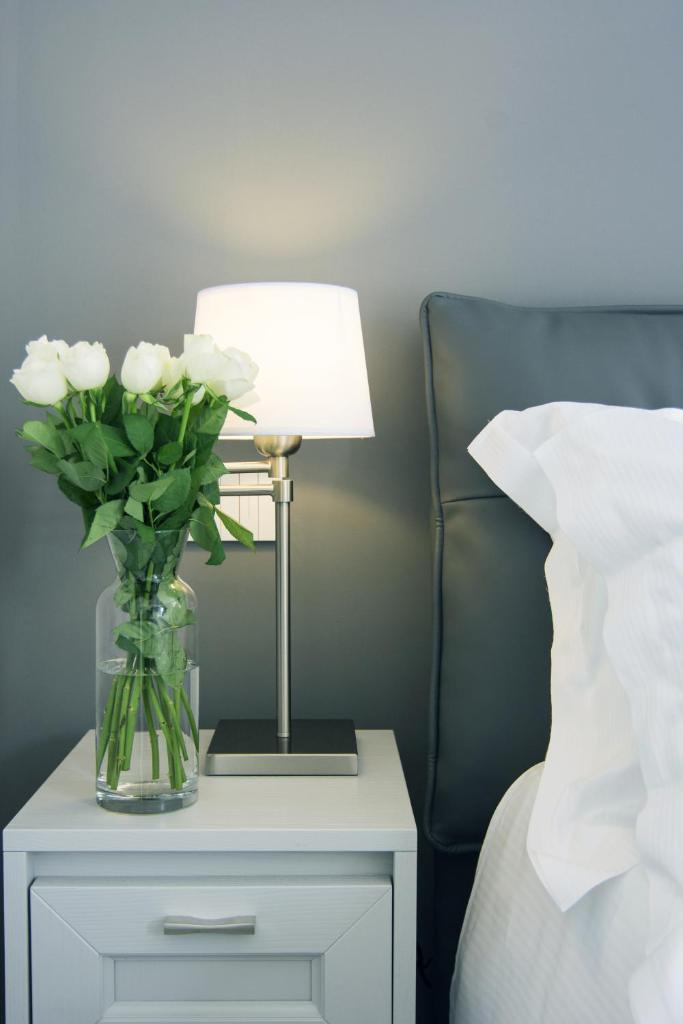 LA QUADRA SUITES - Central Apartments in Iseo photo 1