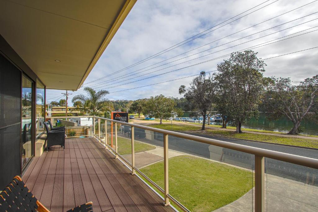 Hybiscus Waterfront Apartments photo 3